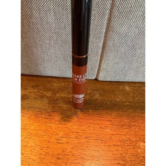 Makeup Forever lip color Undraped - Picture 1 of 2